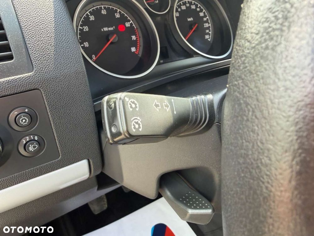 Opel Zafira - 29