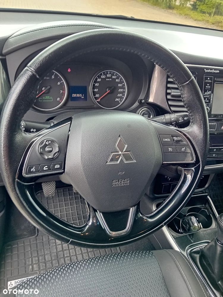 Mitsubishi Outlander 2.0 City Style 2WD - 36
