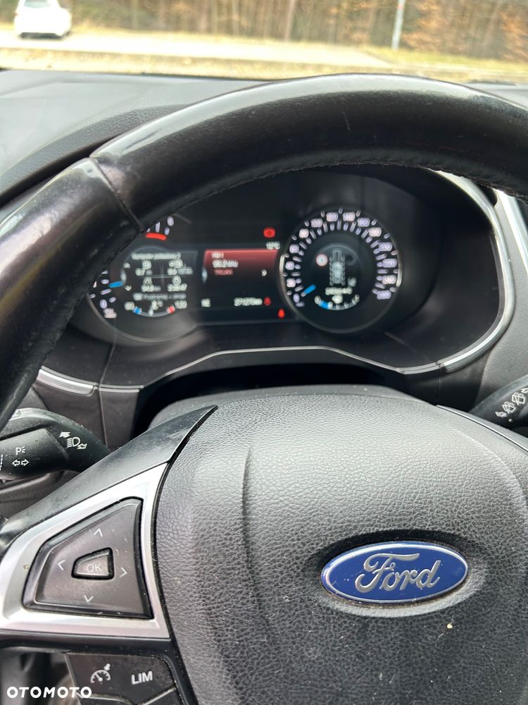 Ford Galaxy 2.0 TDCi 4WD Titanium - 12