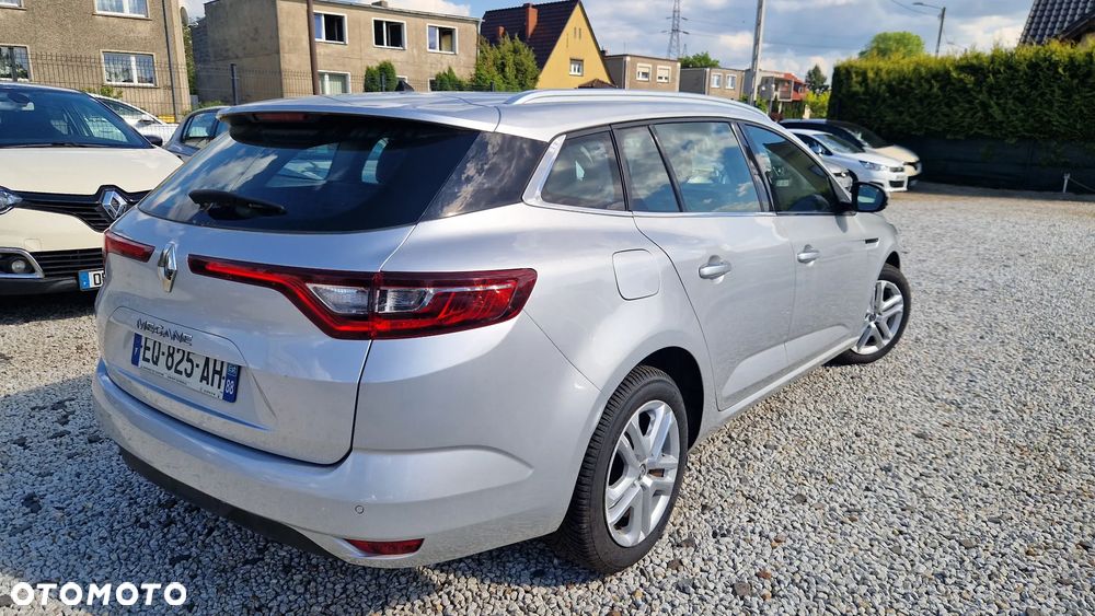 Renault Megane 1.5 dCi Limited EDC - 13