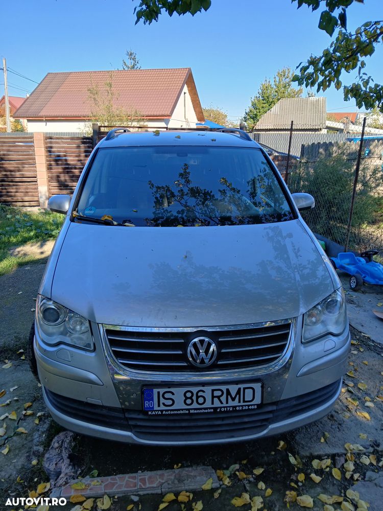 Volkswagen Touran 2.0 TDI DPF Trendline DSG - 3