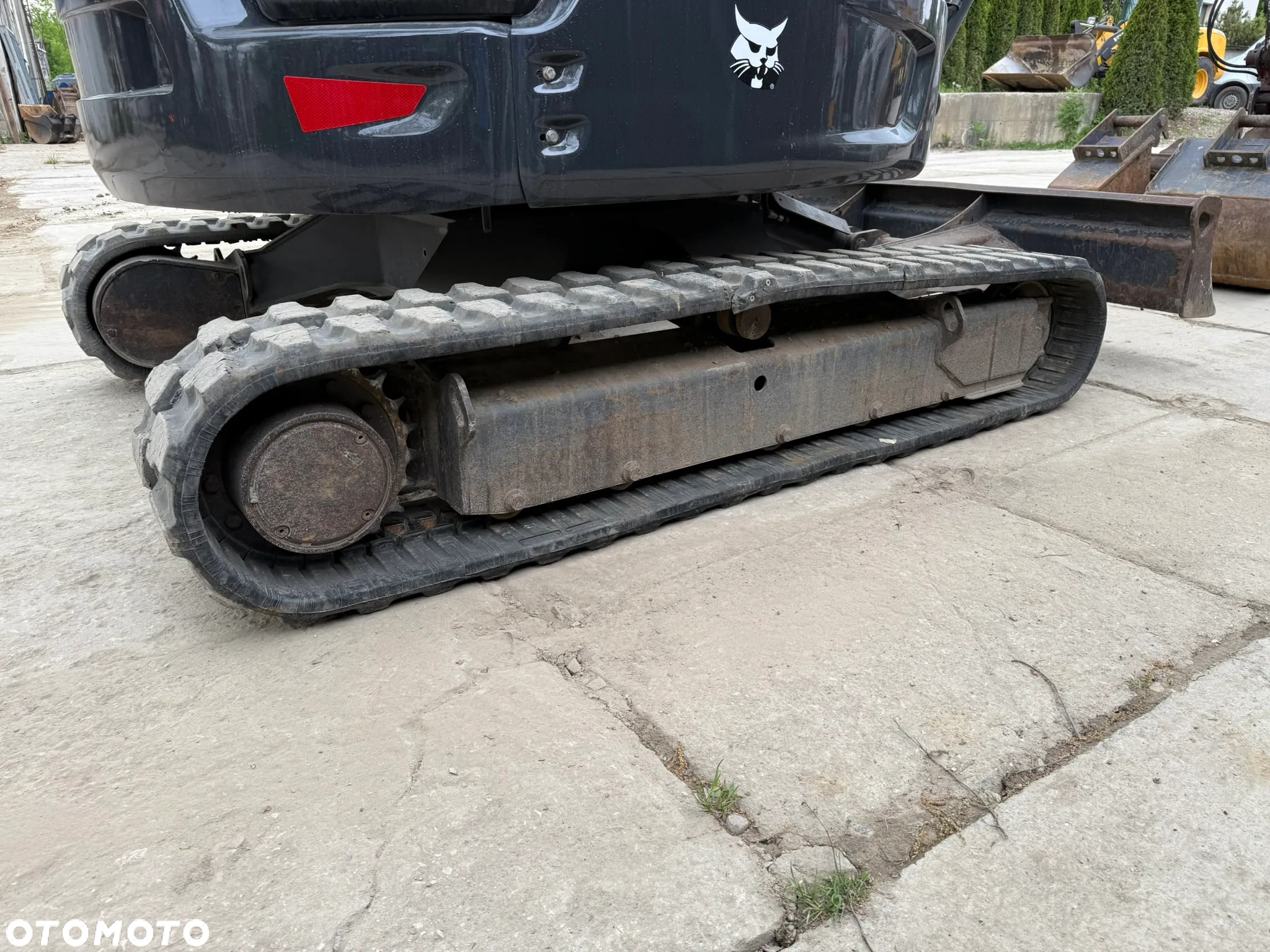 Bobcat E 50 z - Szybkozłacze hydr. , skarpówka hydrauliczna , łyżka 30 cm + 60 cm - 13