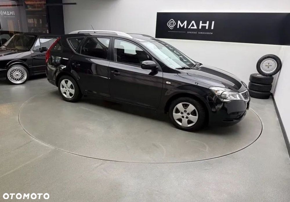 Kia Ceed 1.4 Comfort - 14