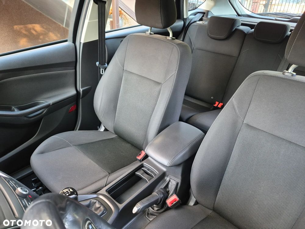 Ford Focus - 17
