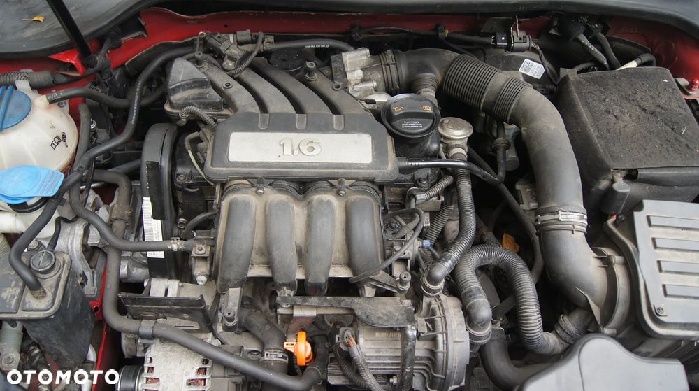 Volkswagen Golf 1.6 Trendline - 22