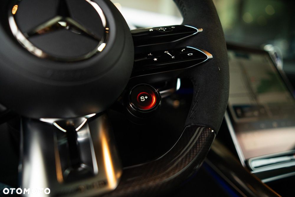 Mercedes-Benz AMG GT - 14