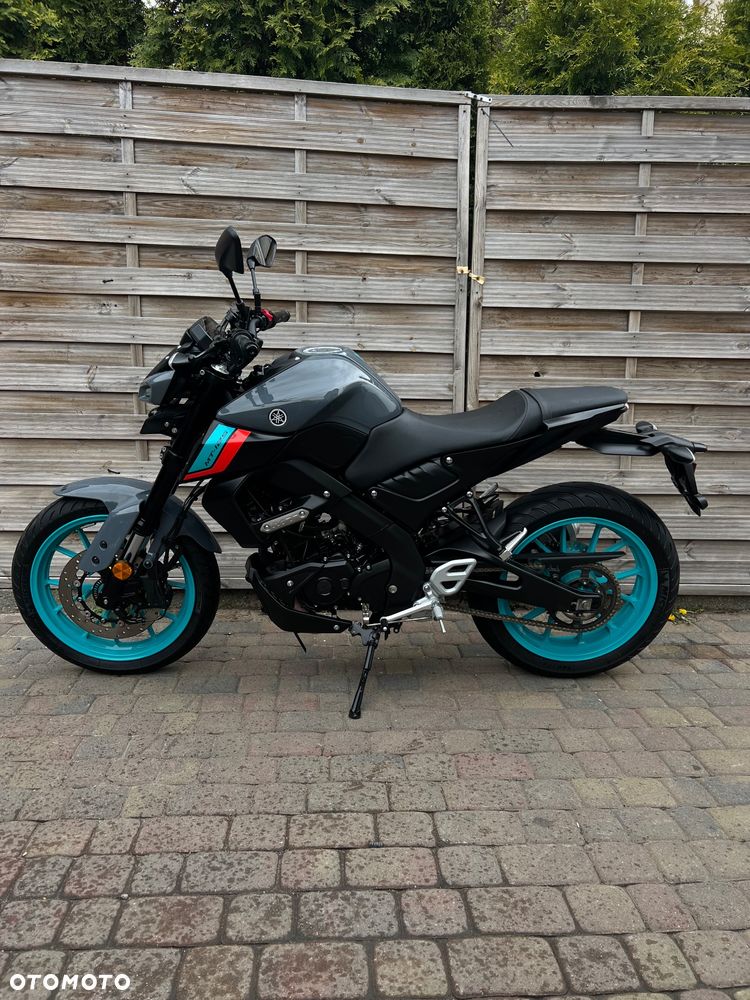 Yamaha MT - 5