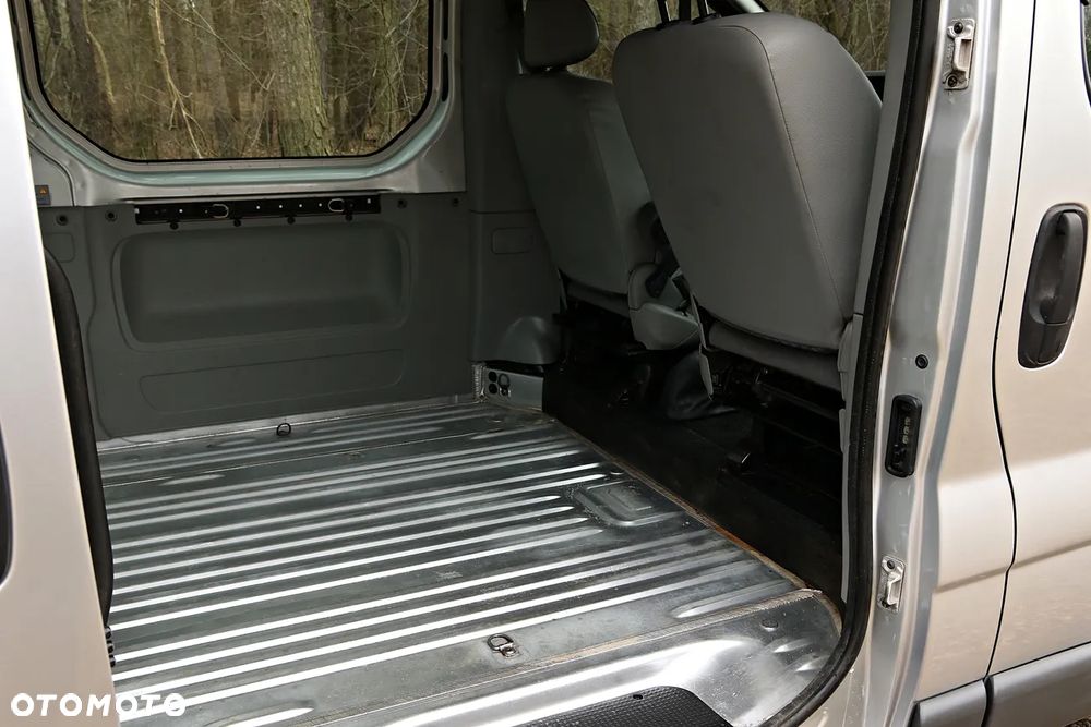 Renault Trafic - 27