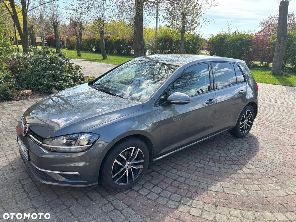 Volkswagen Golf 1.6 TDI BMT Comfortline - 1