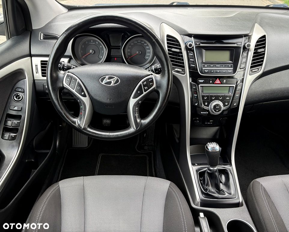Hyundai i30 - 11