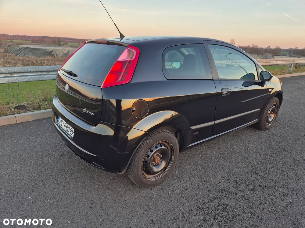 Fiat Grande Punto 1.2 8V Dynamic - 2
