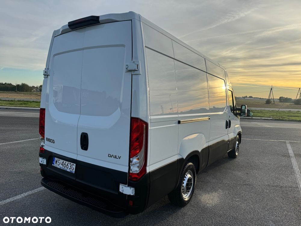 Iveco Daily 35S14 - 15