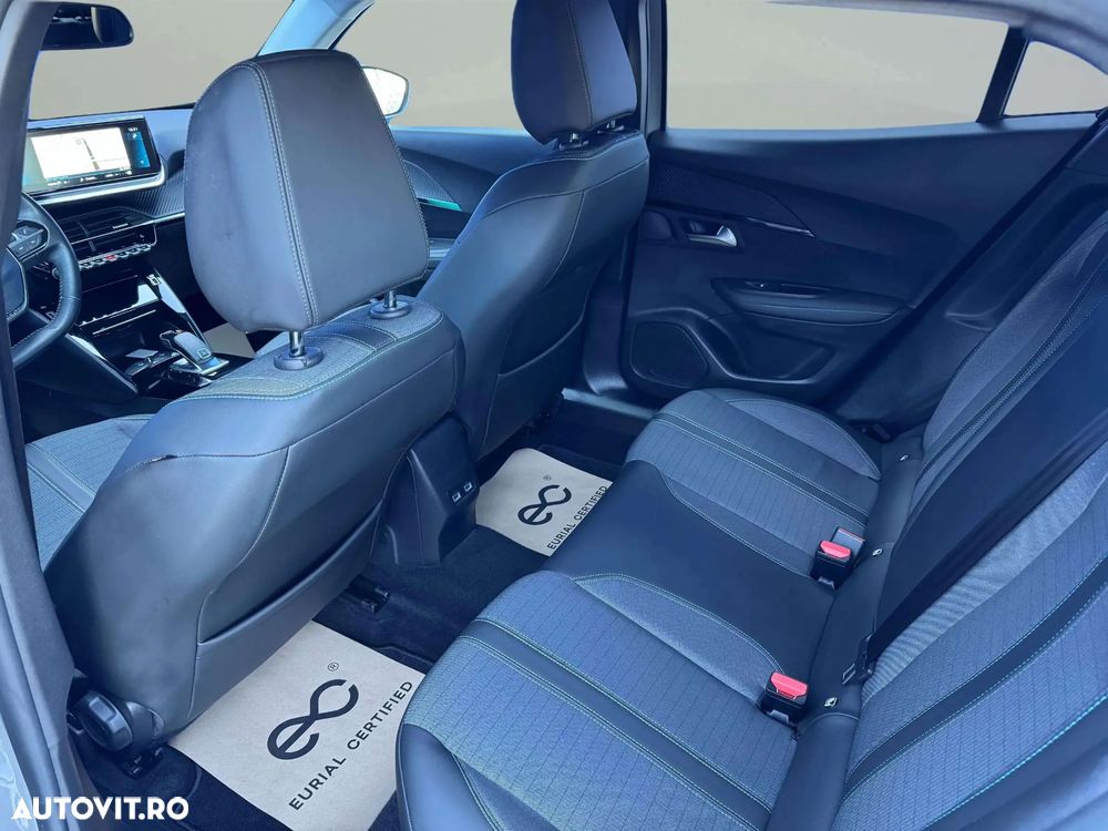 Peugeot 2008 1.5 BlueHDI STT EAT8 Allure - 13