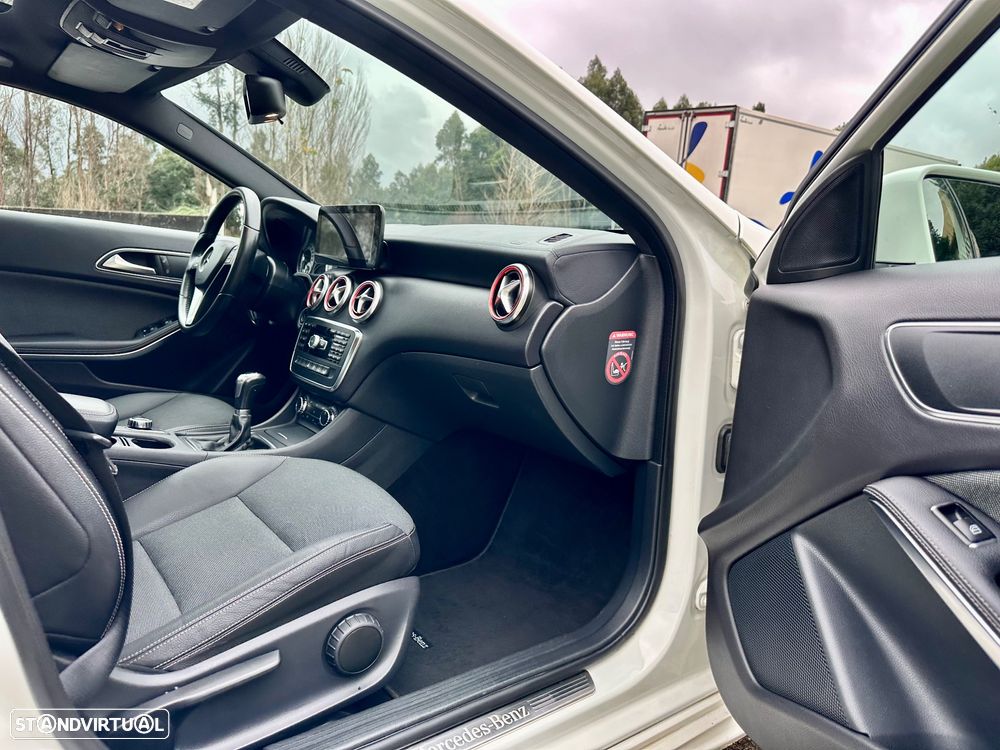 Mercedes-Benz A 180 CDI (BlueEFFICIENCY) Urban - 34
