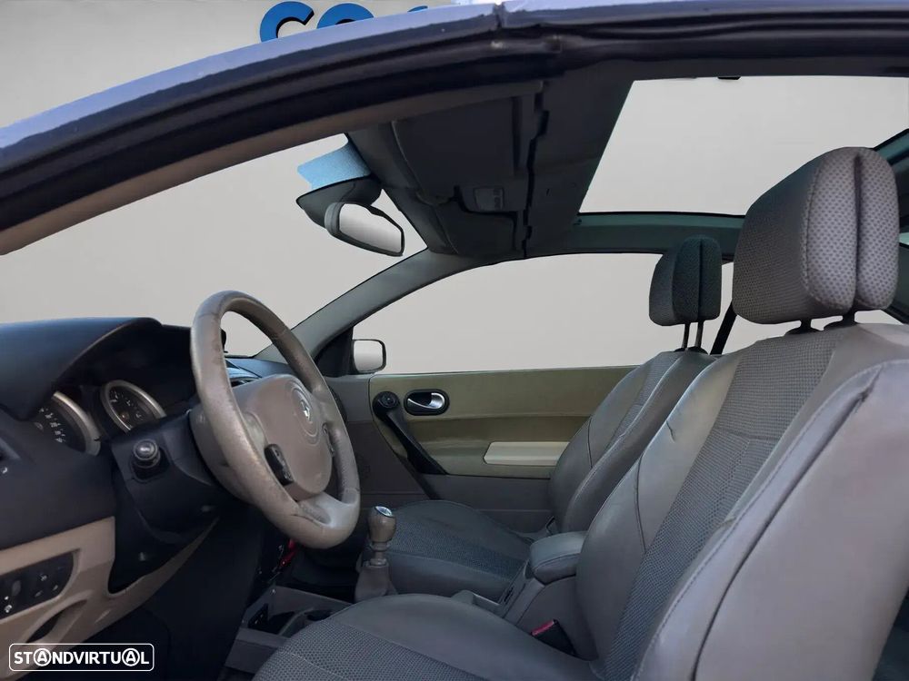 Renault Mégane CC 1.9 dCi Conf. Privilége - 9