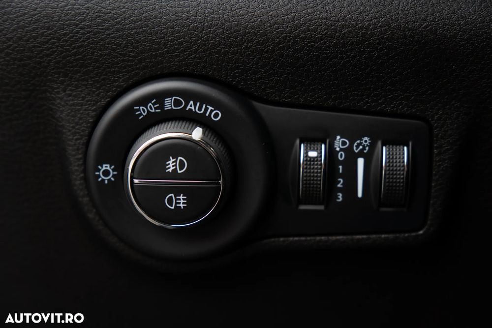 Jeep Compass 1.5 AT FWD MHEV Altitude - 17