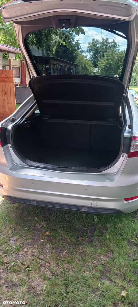 Ford Mondeo 1.6 TDCi Ambiente - 16