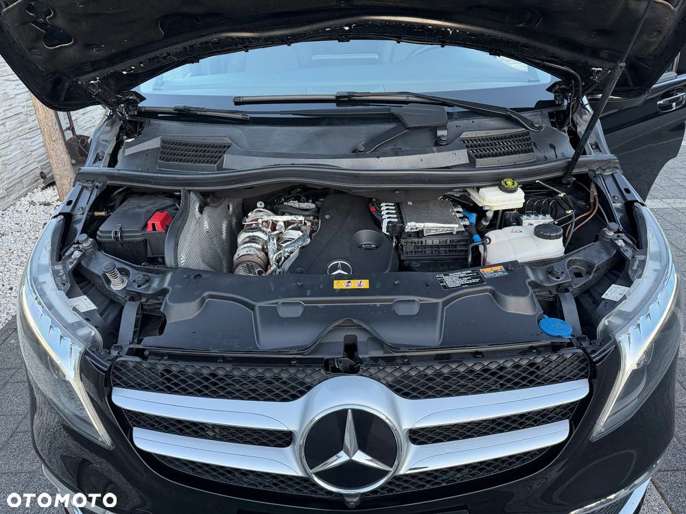 Mercedes-Benz Klasa V 300 d Avantgarde 9G-Tronic (ekstra d³) - 37