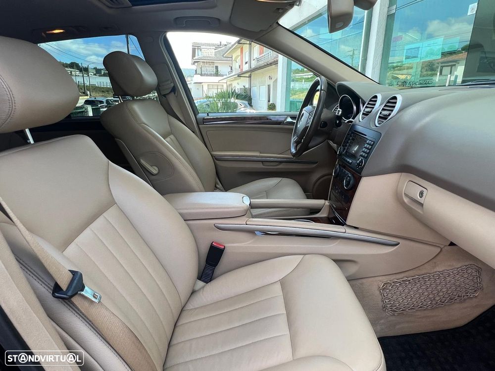 Mercedes-Benz ML 320 CDI - 24