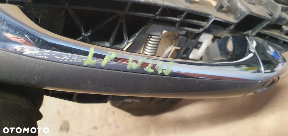 Klamka lewy przód przednia lewa Mercedes W245 A1697600934 - 6