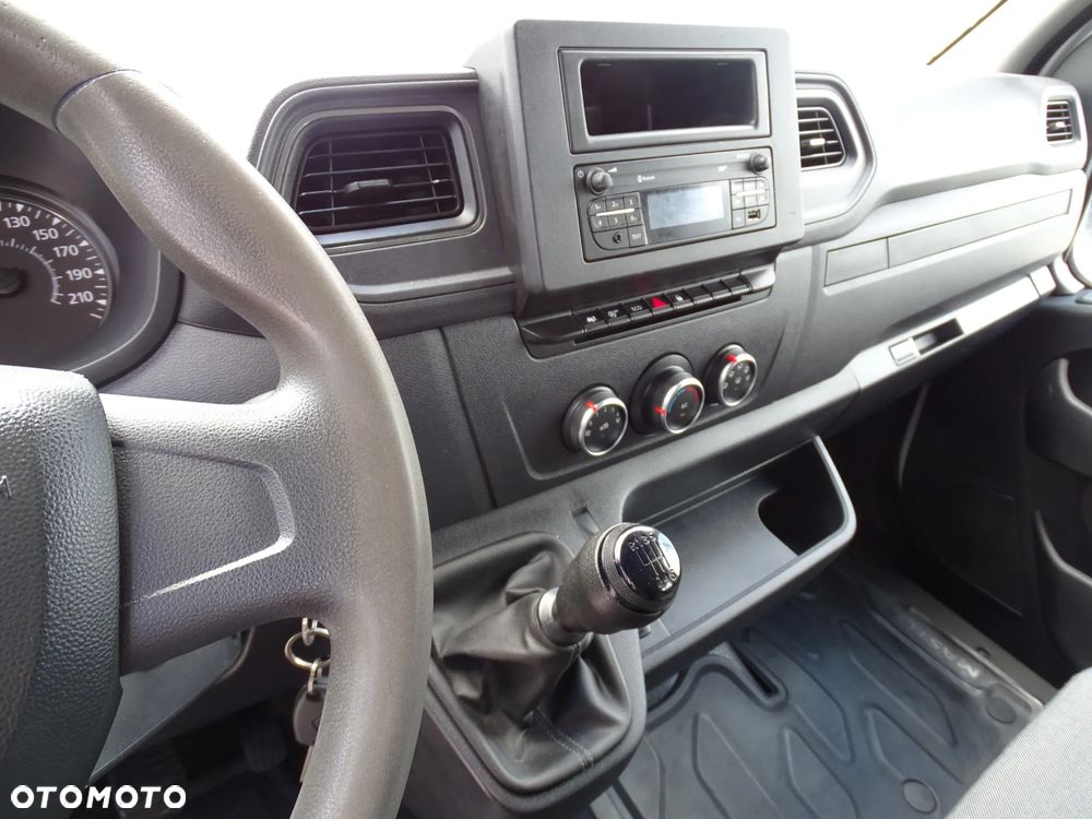 Renault MASTER DOKA - 27