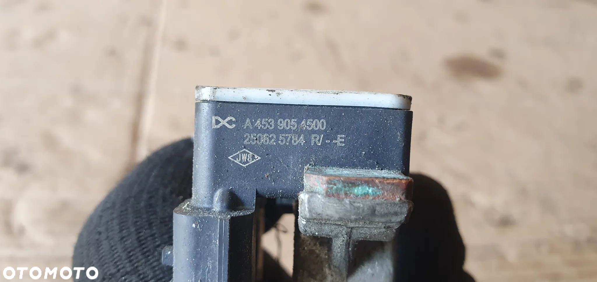 Klema minusowa akumulatora bezpiecznik Dacia Logan II 250825784R 240808763R - 9