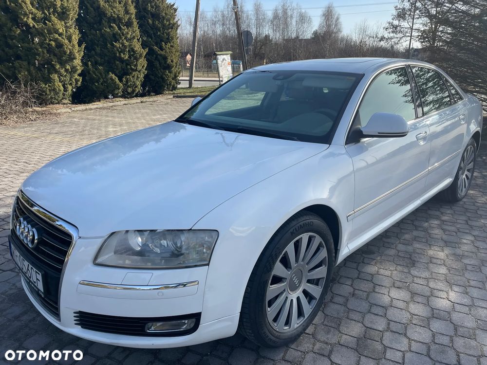 Audi A8 4.2 FSI Quattro - 2