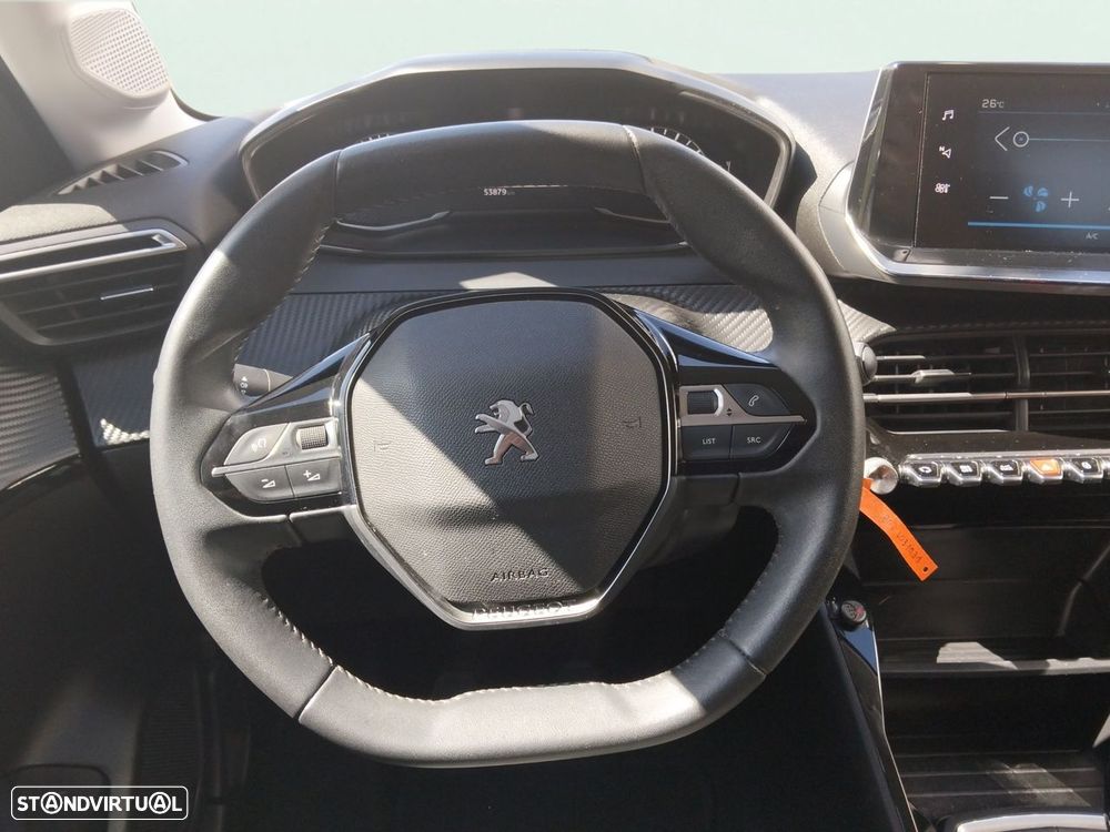 Peugeot 208 - 12
