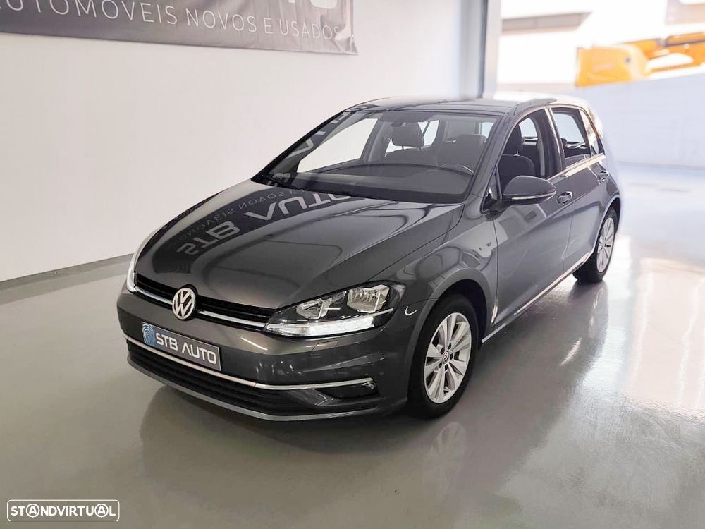 VW Golf 1.0 TSI Confortline DSG - 19