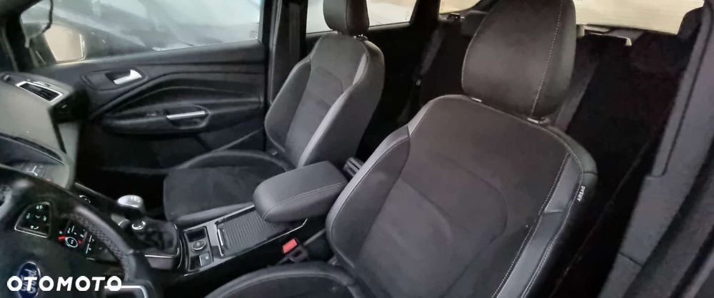 Ford Kuga - 8