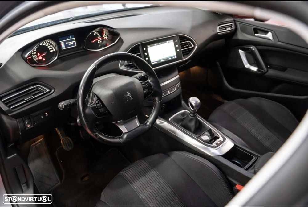 Peugeot 308 SW 1.5 BlueHDi Allure Pack - 19