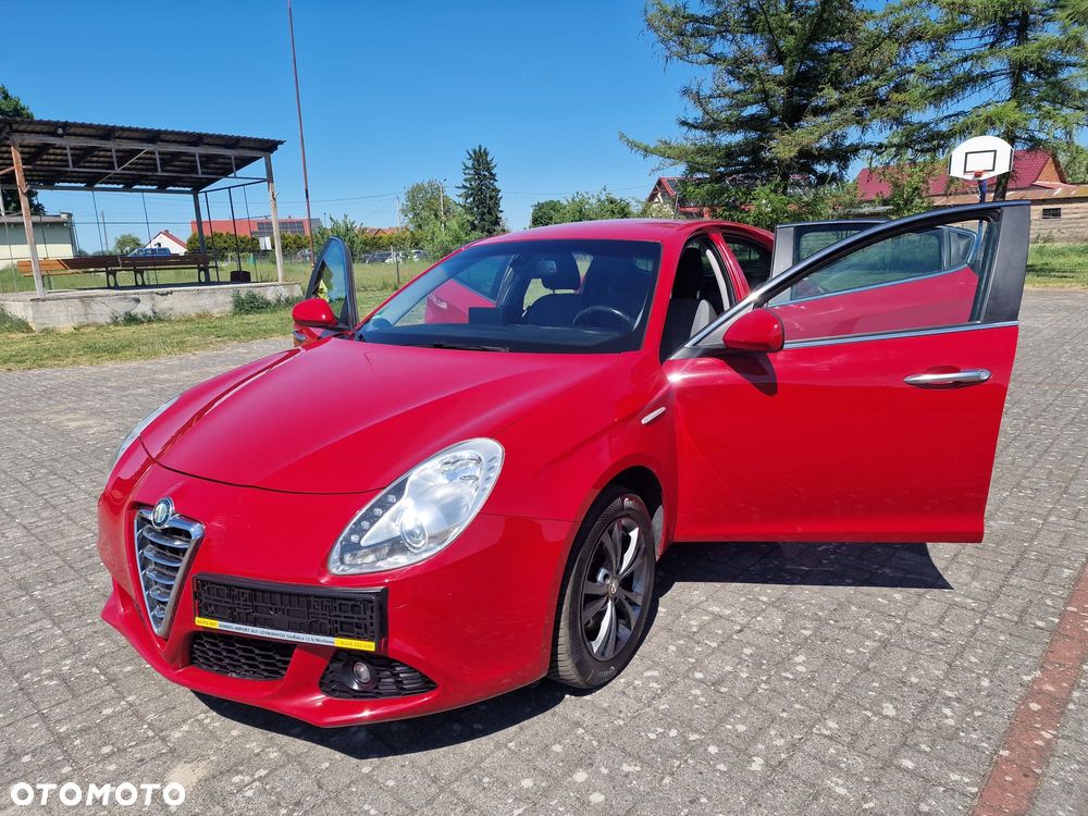 Alfa Romeo Giulietta - 1