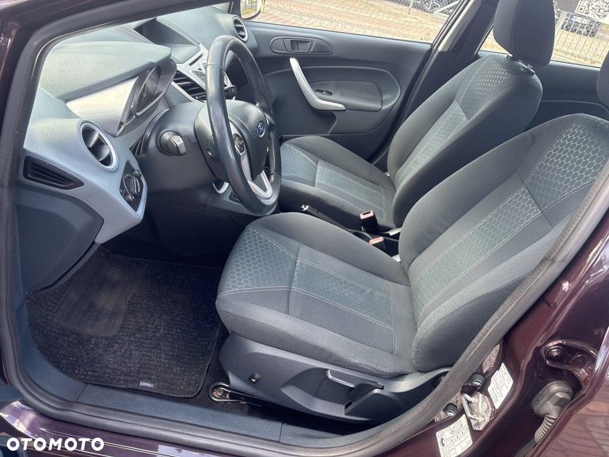 Ford Fiesta 1.25 Titanium - 8