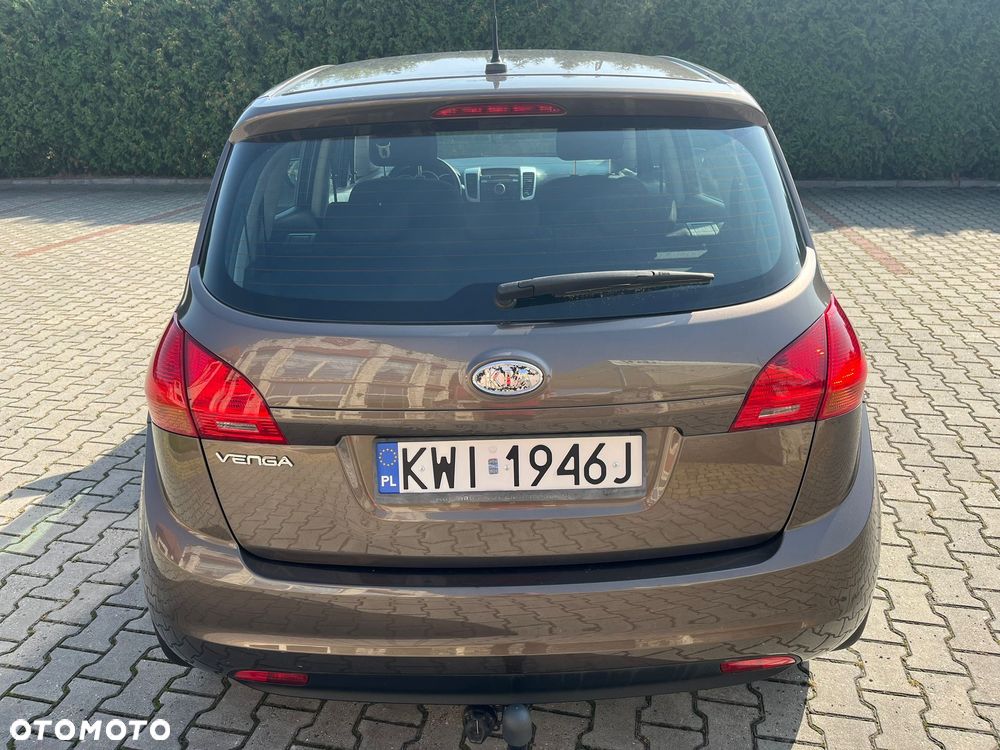 Kia Venga - 4