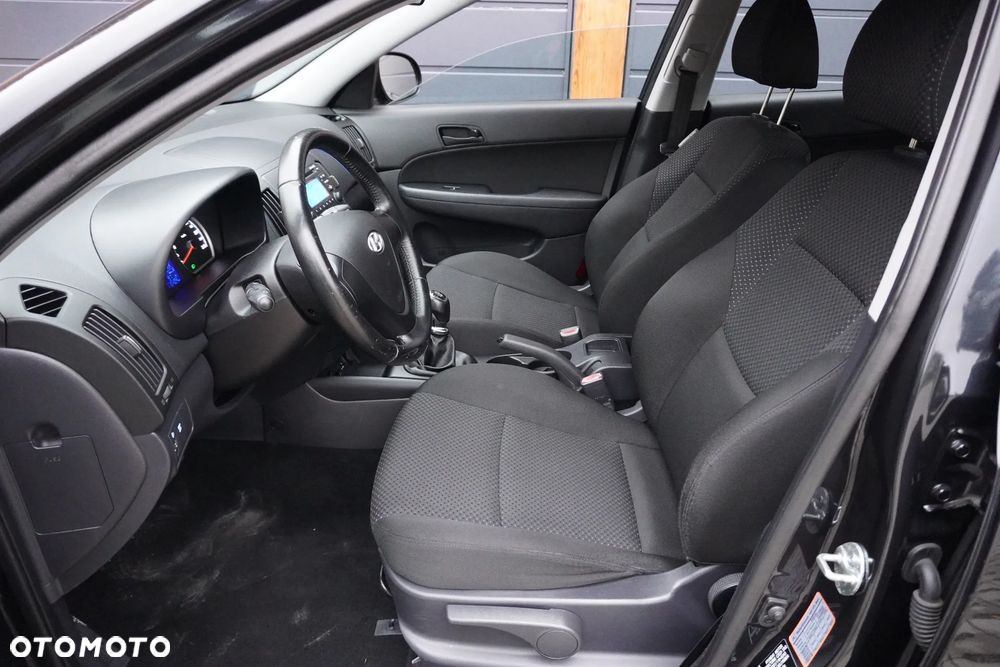 Hyundai i30 1.4 Blue Comfort - 16