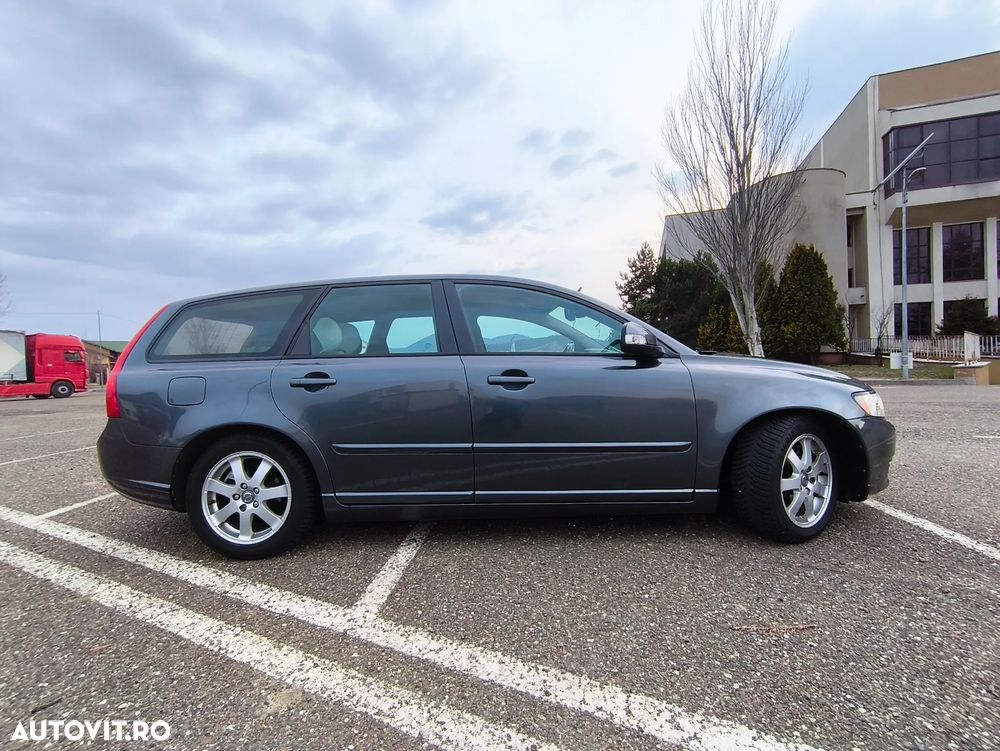 Volvo V50 DPF D2 Business Edition - 3