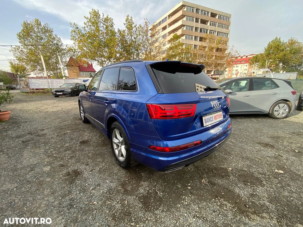 Audi Q7 - 7