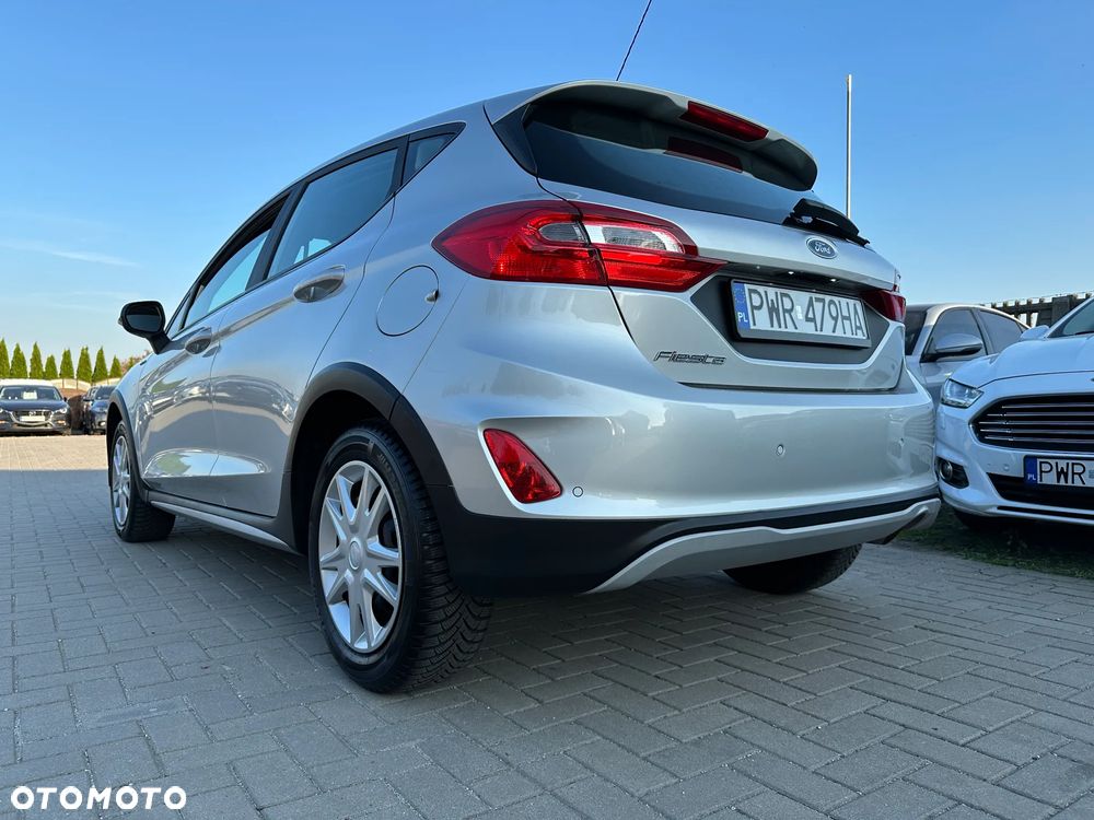 Ford Fiesta - 35