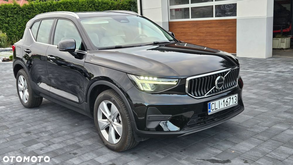 Volvo XC 40 B4 B AWD DKG Plus Bright - 12