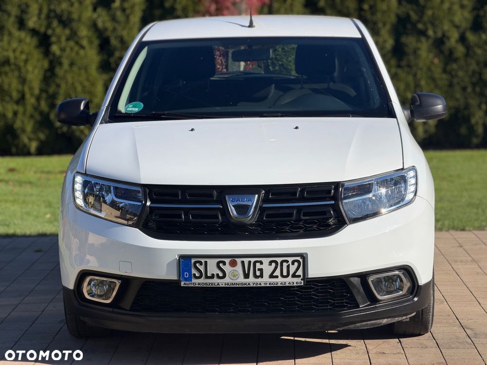 Dacia Sandero 2018 photo 2