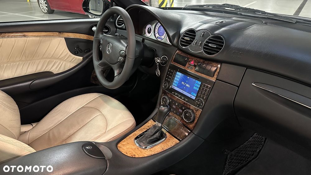 Mercedes-Benz CLK 350 Avantgarde - 7