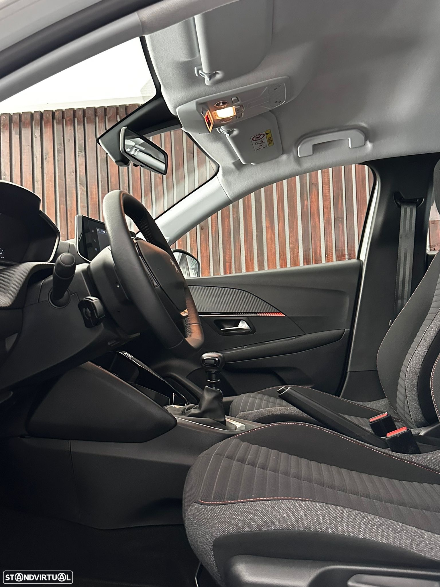 Peugeot 208 1.2 PureTech Active Pack - 9