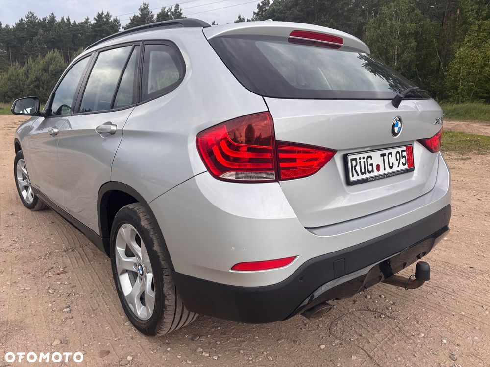 BMW X1 xDrive18d Sport Line - 6