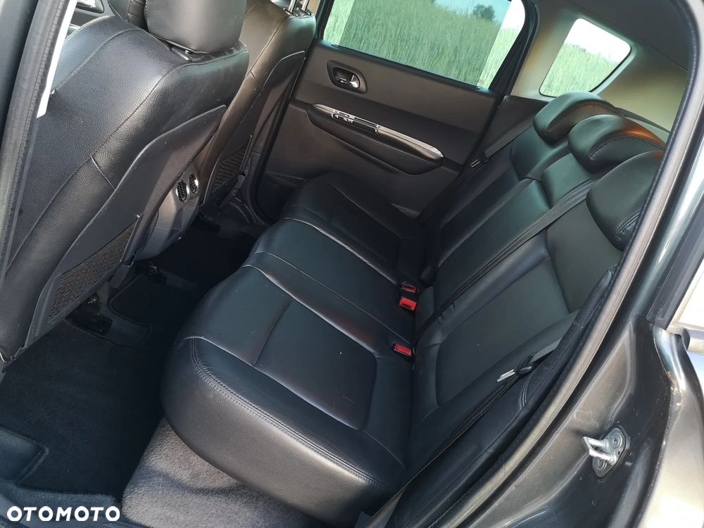 Peugeot 3008 1.6 Premium - 28