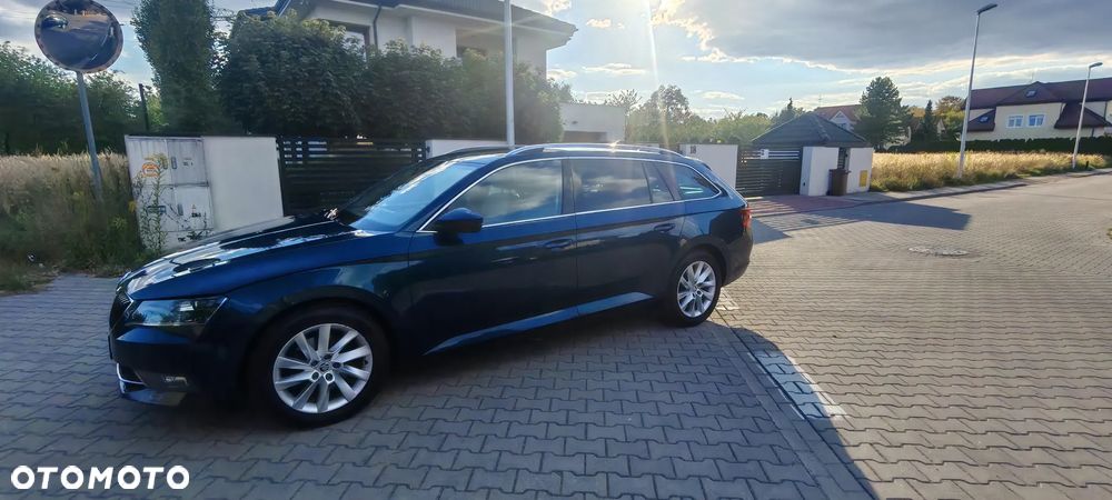 Skoda Superb Combi 1.6 TDI DSG Style - 26