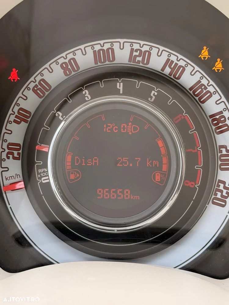 Fiat 500 MHEV 1.0 Connect - 12