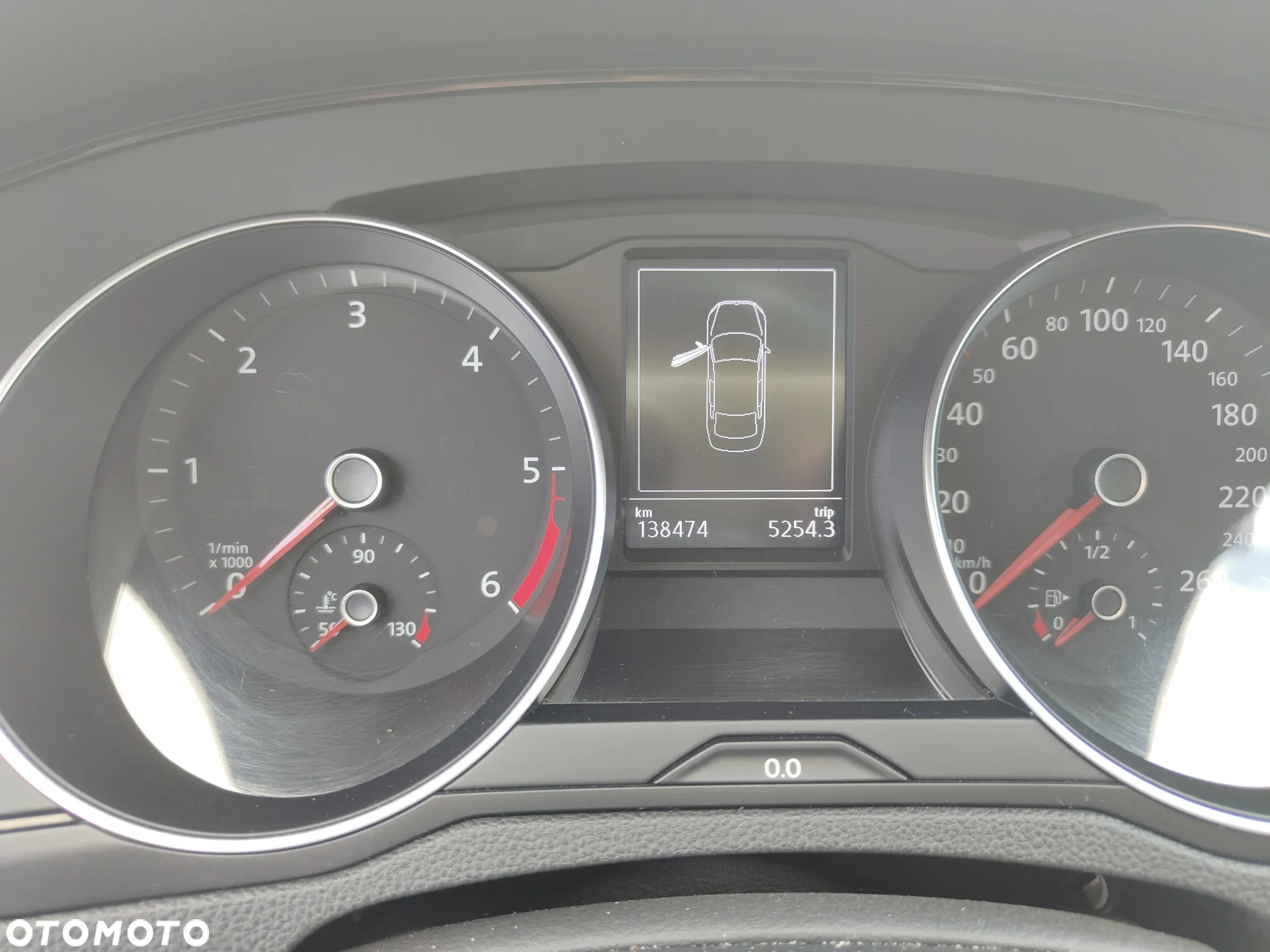 Volkswagen Passat - 10