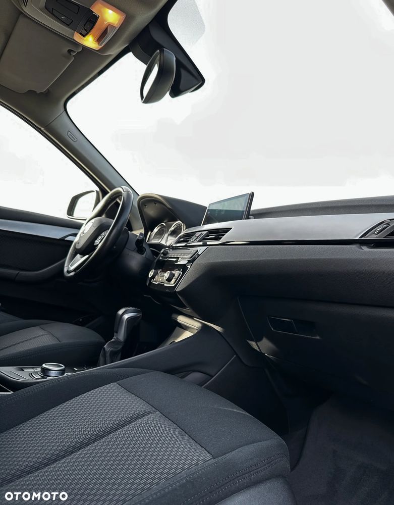 BMW X1 xDrive25e Sport Line - 26