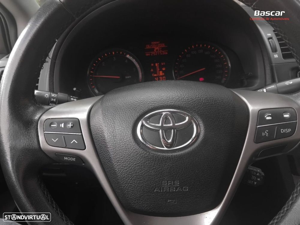 Toyota Avensis SD 2.0 D-4D Sol+GPS - 17