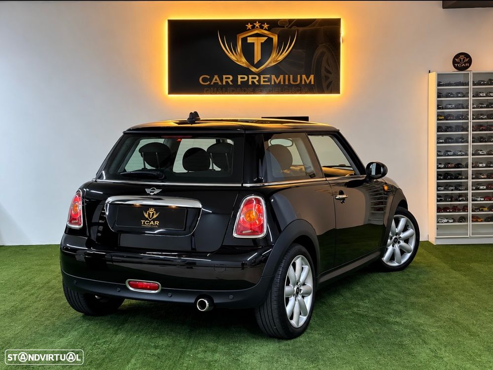 MINI 3 Portas Cooper D Auto - 6